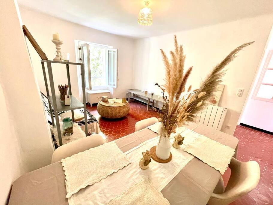 Bel Appartement A Villecroze Εξωτερικό φωτογραφία